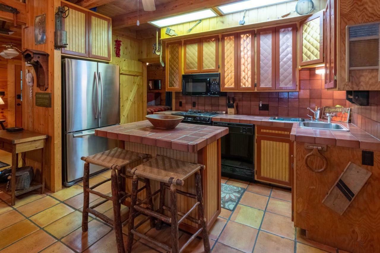 Creekside Bunkhouse Villa Whittier Екстериор снимка