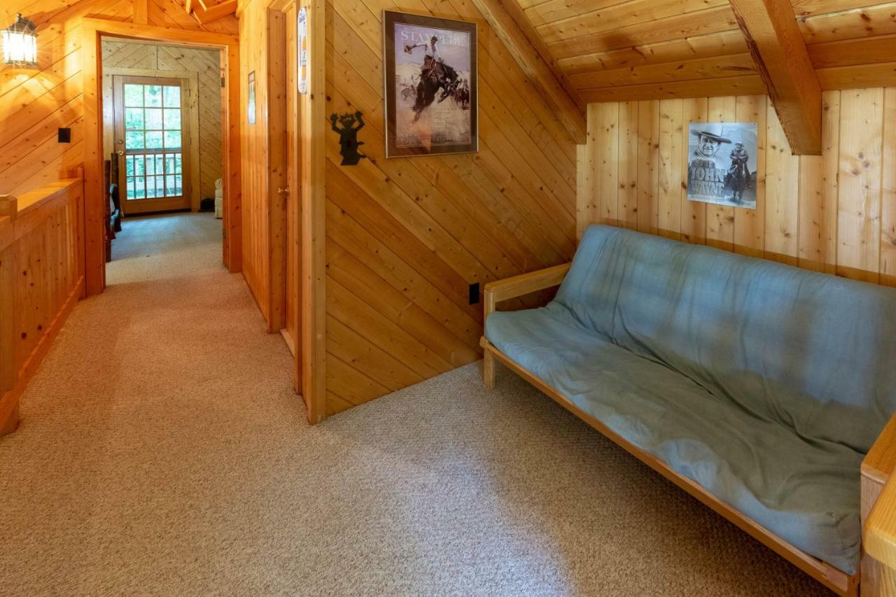 Creekside Bunkhouse Villa Whittier Екстериор снимка